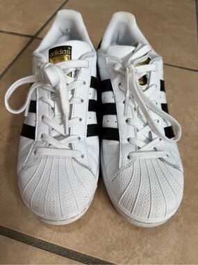 adidas White & Black Classic Shell-Toe Sneakers
